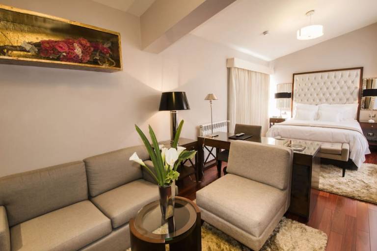 Atiq Boutique Hotel