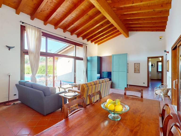 Ferienhaus mit Hund inParadiso, San Felice del Benaco Gardasee f&uuml;r max. 8 Personen