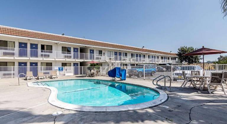 Motel 6 Modesto, CA — photo 3