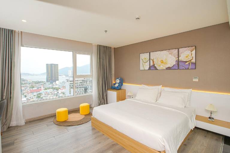 Holiday apartment with pool & hot tub | Good for workation | Pets are welcome in Da Nang