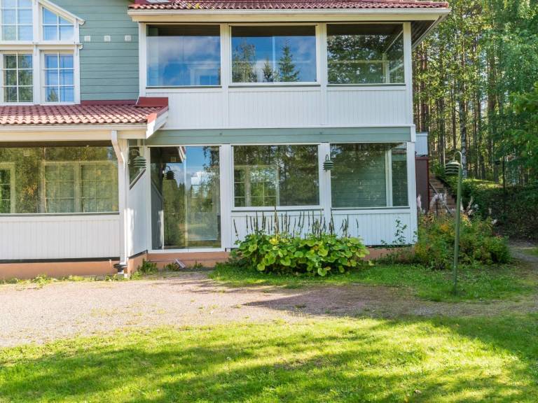 Pleasant vacation home with sauna & terrace | Nature view | Pets allowed — photo 2