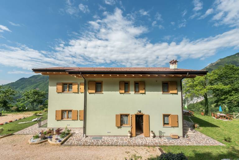 Apartment "Nonno Bigi Papavero" with Mountain View, Wi-Fi & Garden — photo 4