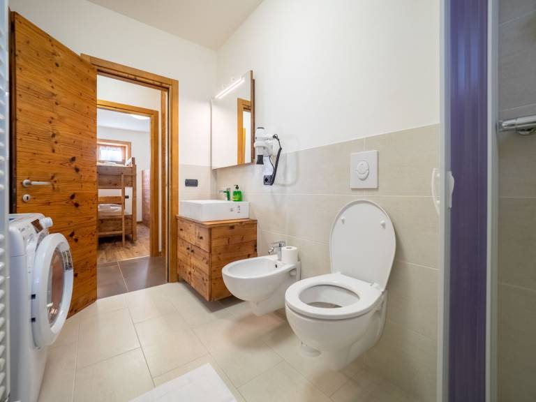 The Real Wood Chalet awaits you for a vacation in comfort. — photo 3