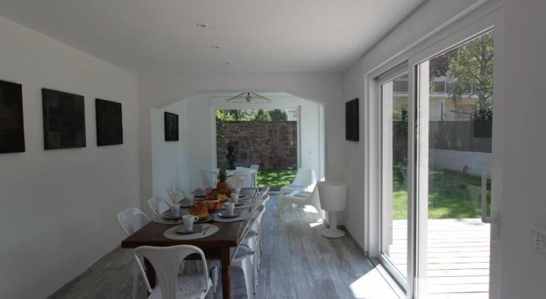 Fully equipped beautiful villa with patio & garden | Pet-friendly — photo 5