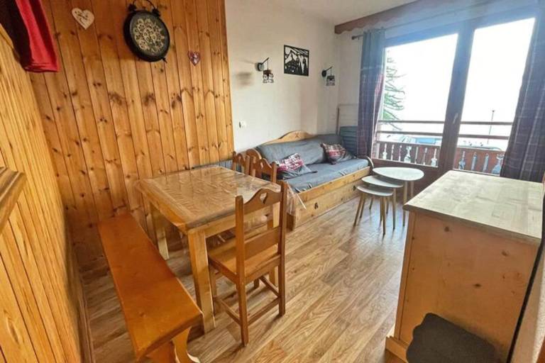 Apartment with sauna, terrace & pool | Ski nearby | Dogs allowed in Briançon