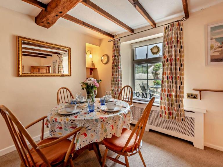Cottage with garden | Water view — photo 3