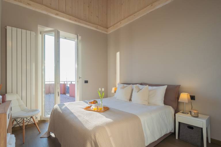 Children-friendly pleasant apartment with patio | Lake view | Dogs allowed — photo 3