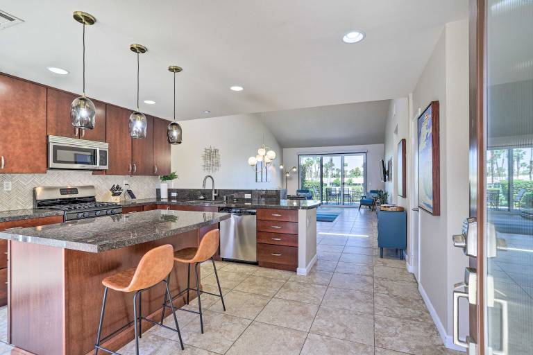 Mtn & Golf Course Views: Relaxing Palm Desert Gem — photo 5