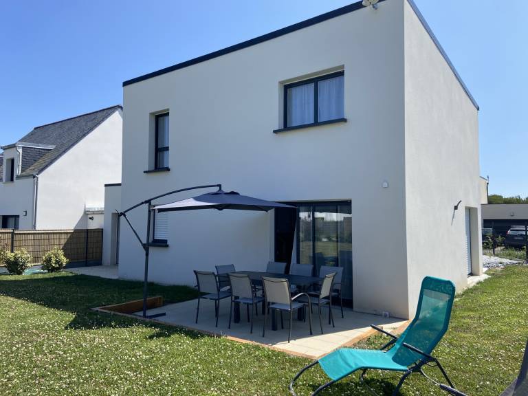House  Erdeven