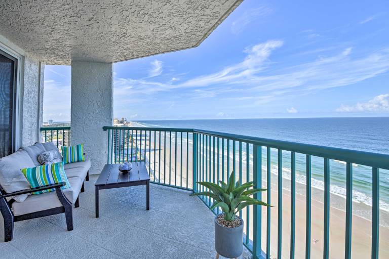 Luxe Daytona Beach Resort Retreat w Ocean Views