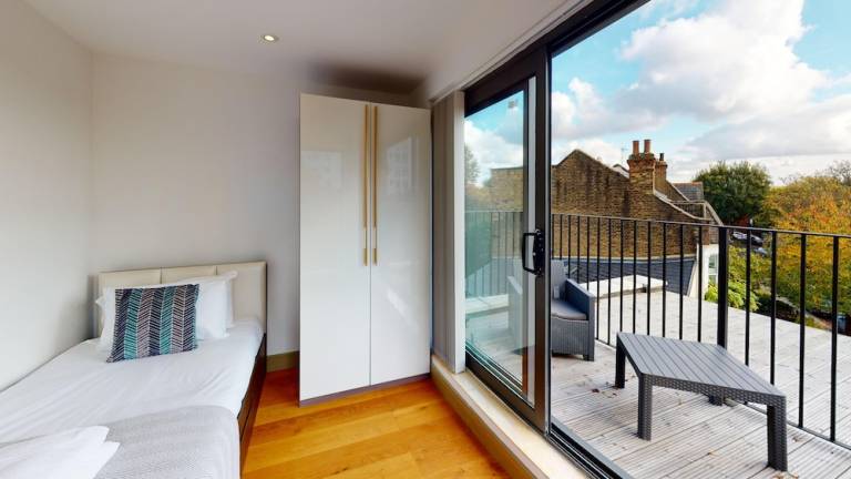 Apartment  Twickenham