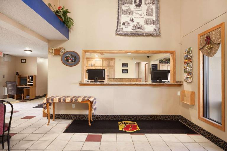 Super 8 By Wyndham North Platte — photo 2
