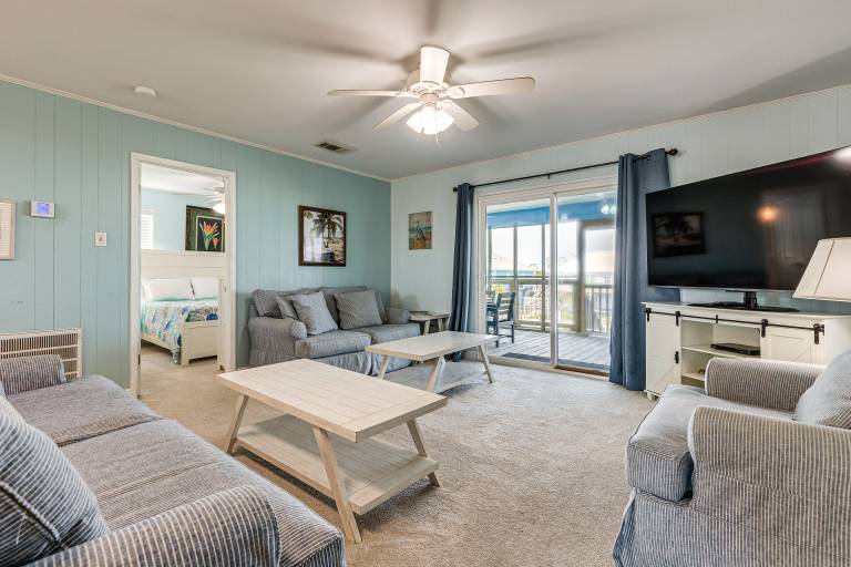 Waterfront Dauphin Island Home w/ Deck & Boat Dock — photo 3