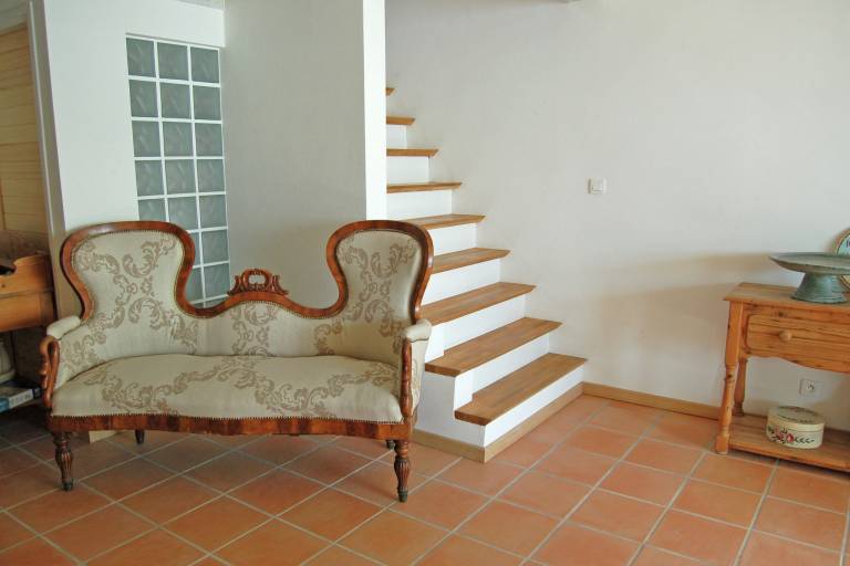 Rental apartment with pool, yard & terrace | Mountain view — photo 3