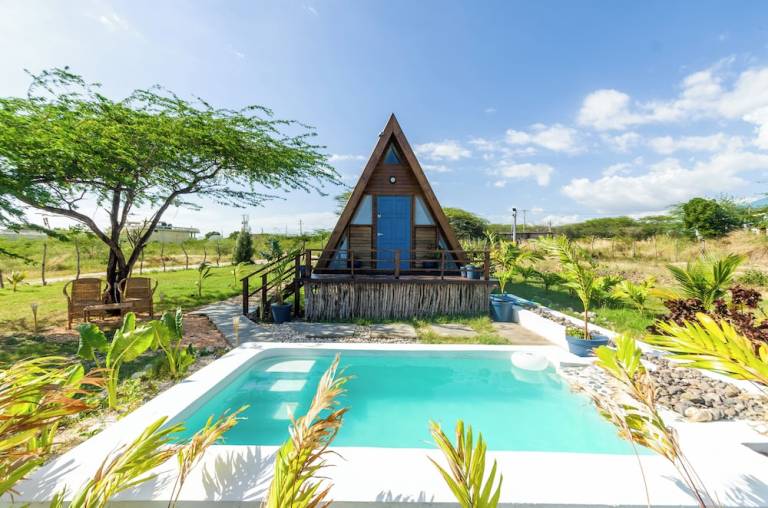 Hut  Treasure Beach