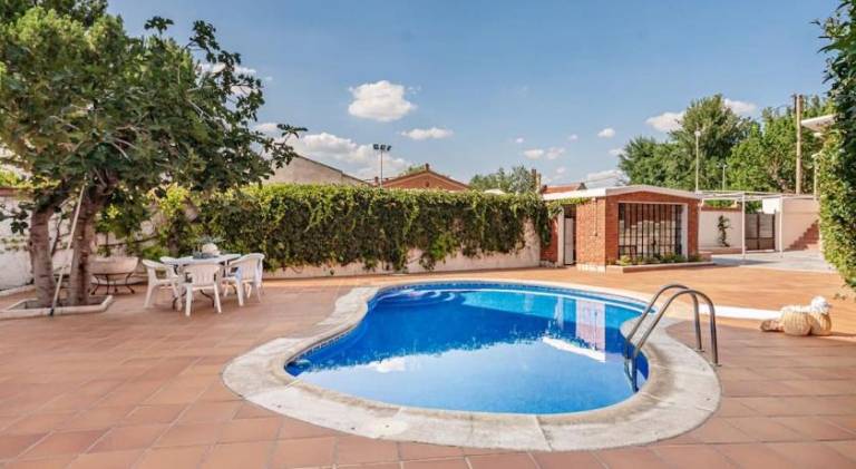 Nice house with pool | Pets are welcome in Alcala de Henares