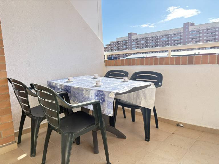 Fully equipped holiday apartment with patio, garden & pool | Beach view | Beach nearby | Pets are welcome — photo 3