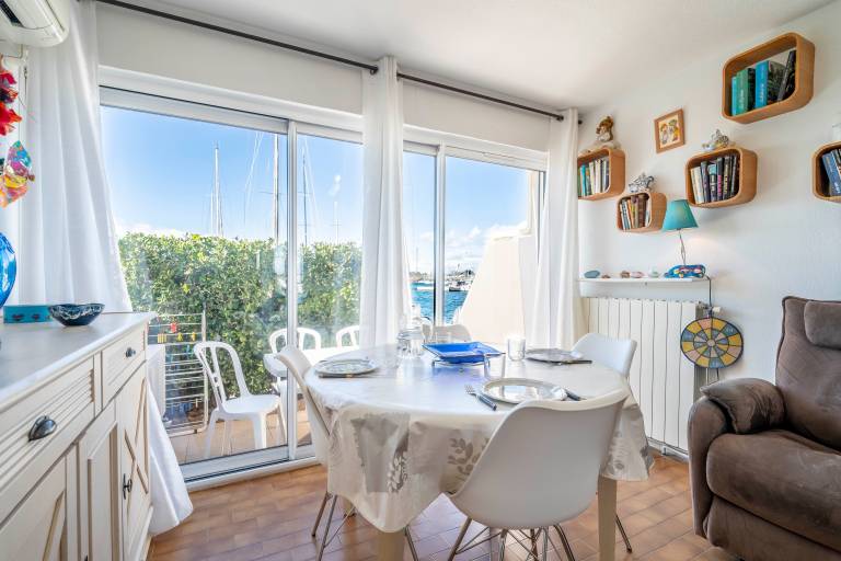 Rental apartment with terrace | Sea view — photo 2