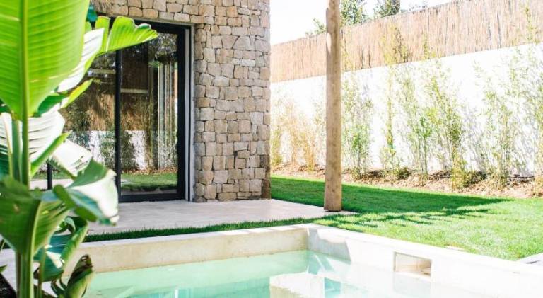 Nice villa with terrace, garden & pool | Close to the beach | Pets are welcome in Cavalaire-sur-Mer