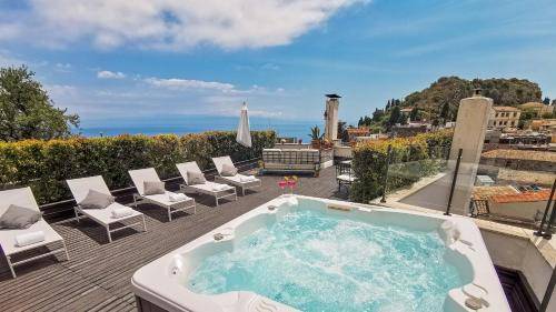 Villa Giardini Naxos