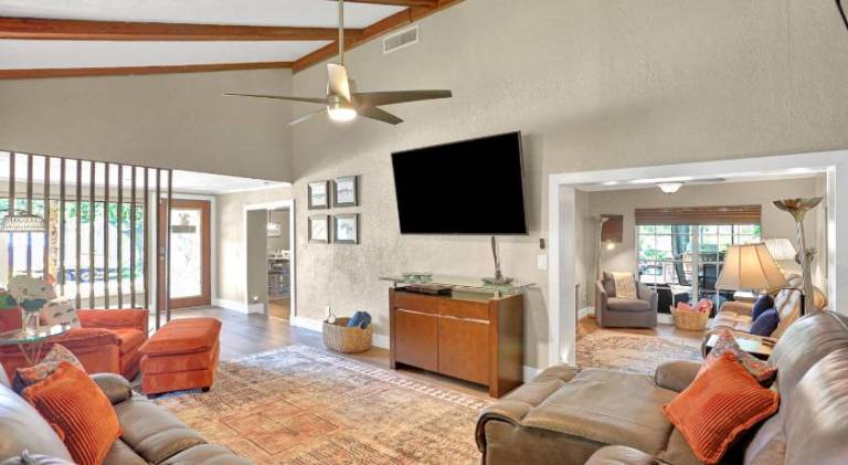 Wonderful vacation home with pool | Perfect for remote work | Dogs allowed — photo 4