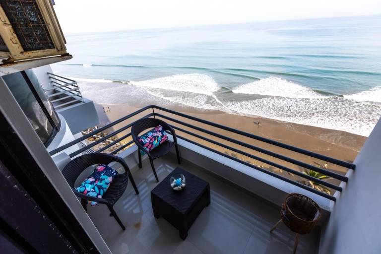 Condo  Pedro Balda C