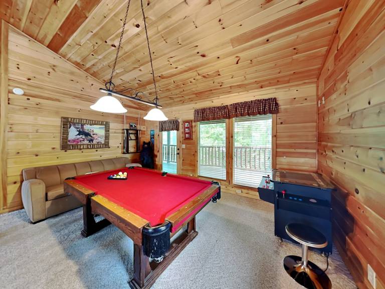 513PEYTONSHIDEGATNCB - Peyton's Hideaway — photo 4