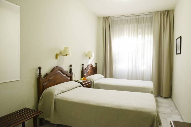 Aparthotel Sevilla Este