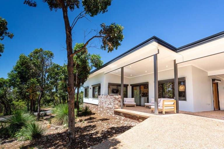House Prevelly