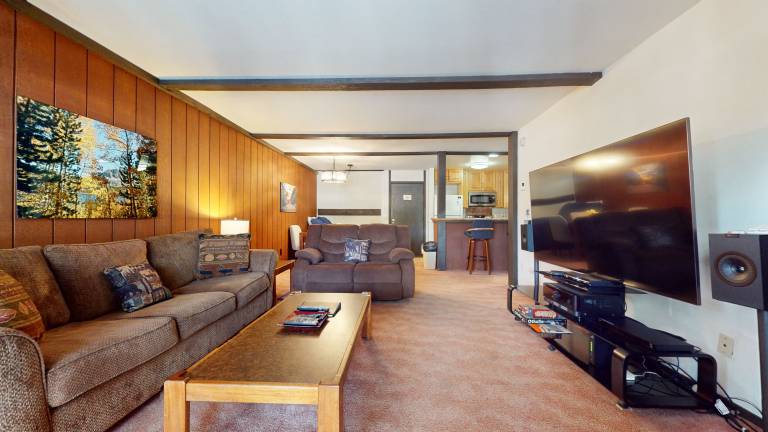 Condo with sauna, pool & BBQ — photo 3