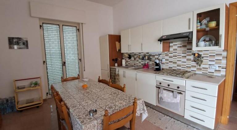 Rental apartment with barbecue & patio | Close to the beach | Dogs allowed — photo 3