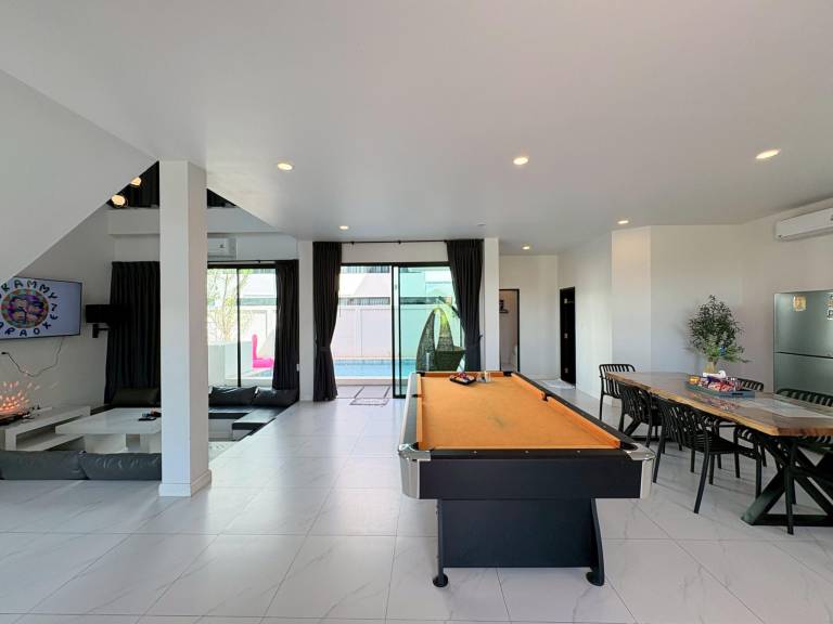 Ample villa with pool & barbeque | Dogs allowed — photo 2