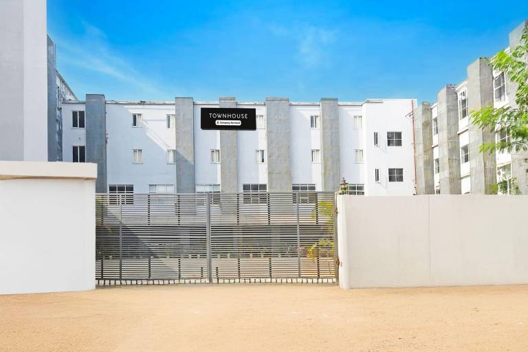 Super Townhouse Mancheswar Industrial Estate