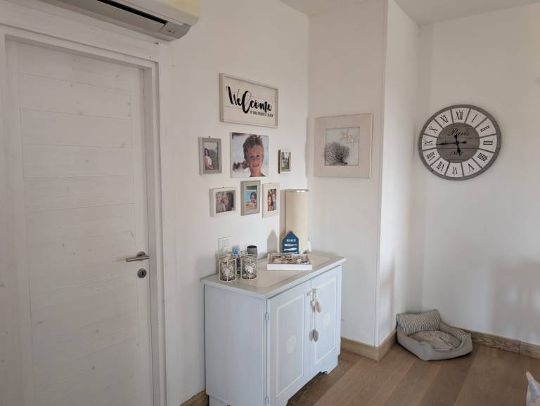 Rental apartment with pool & patio | Sea view — photo 2