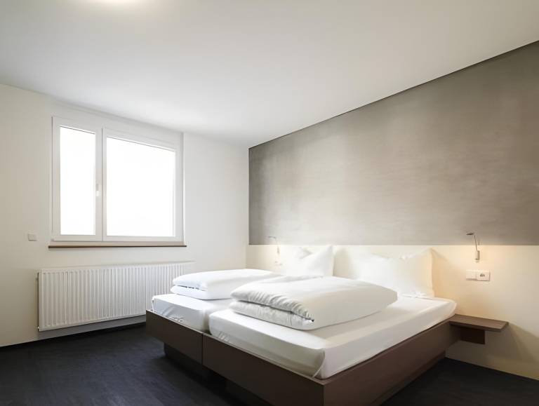 a2 HOTELS Plochingen