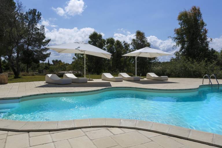 Child-friendly villa with yard, BBQ & private pool | Garden view | Dogs allowed — photo 2