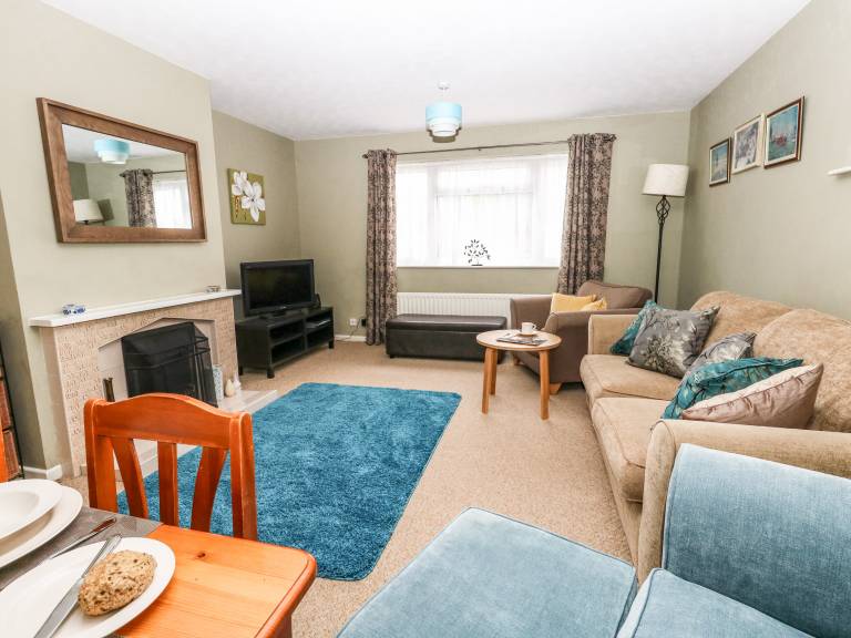 Cottage with garden | Beach view — photo 4