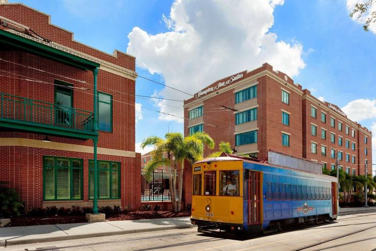 Hampton Inn & Suites Tampa/Ybor City/Downtown in Tampa, FL