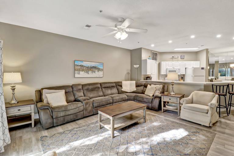 52 Ocean Breeze: Free Bikes, Tennis & Pool, Pet Friendly! — photo 2