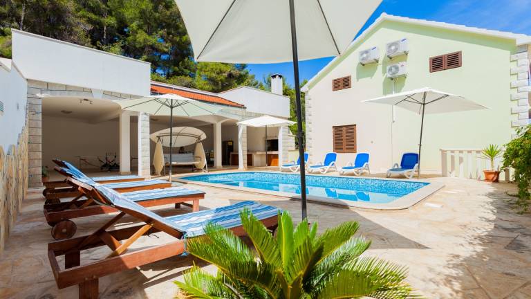 House Bolero with pool by Villas Guide — photo 2