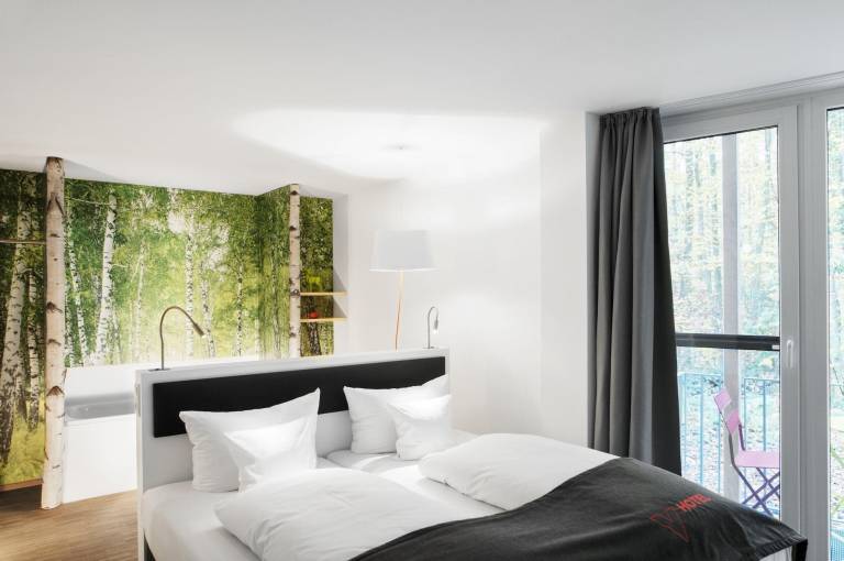 V-Hotel — photo 2