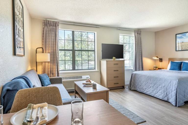 InTown Suites Extended Stay Greensboro NC Airport