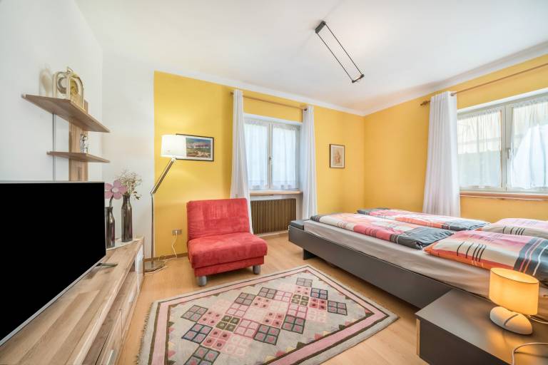Holiday Apartment 'Oase' with Shared Pool, Shared Garden and Wi-Fi in Marlengo