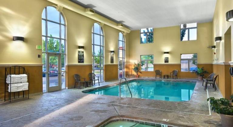 Oxford Suites Boise — photo 2