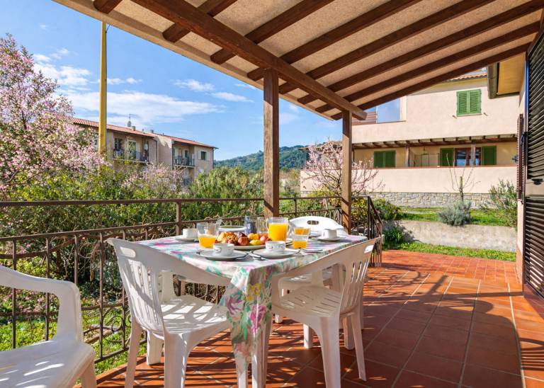 Apartment Zelda, well-furnished, in a strategic location in Marina di Campo, close to the beach, wit in Campo nell'Elba