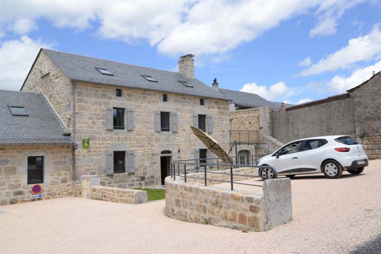 Gîte de France 6/10 personnes à La Ferme Lionnet — photo 2