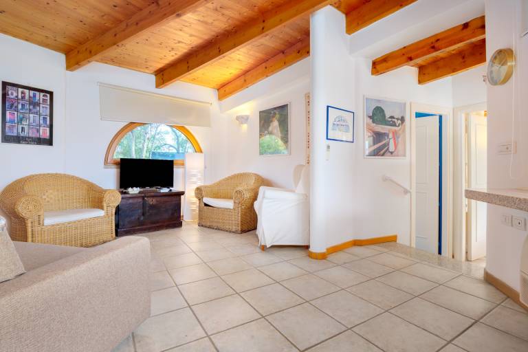 House with garden & terrace | Garden view — photo 4
