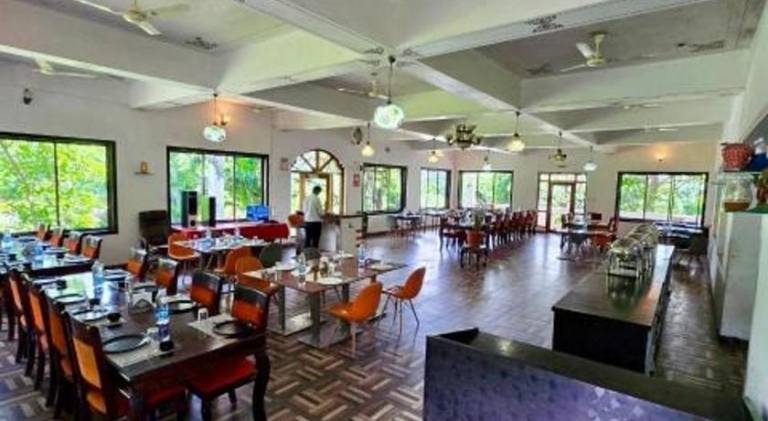 The Lal Bagh resort — photo 5