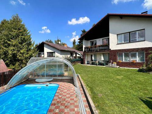 Nice holiday apartment with terrace, pool & yard | Pet-friendly — photo 4