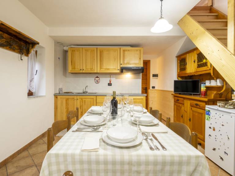 Holiday apartment with terrace | Mountain view — photo 3